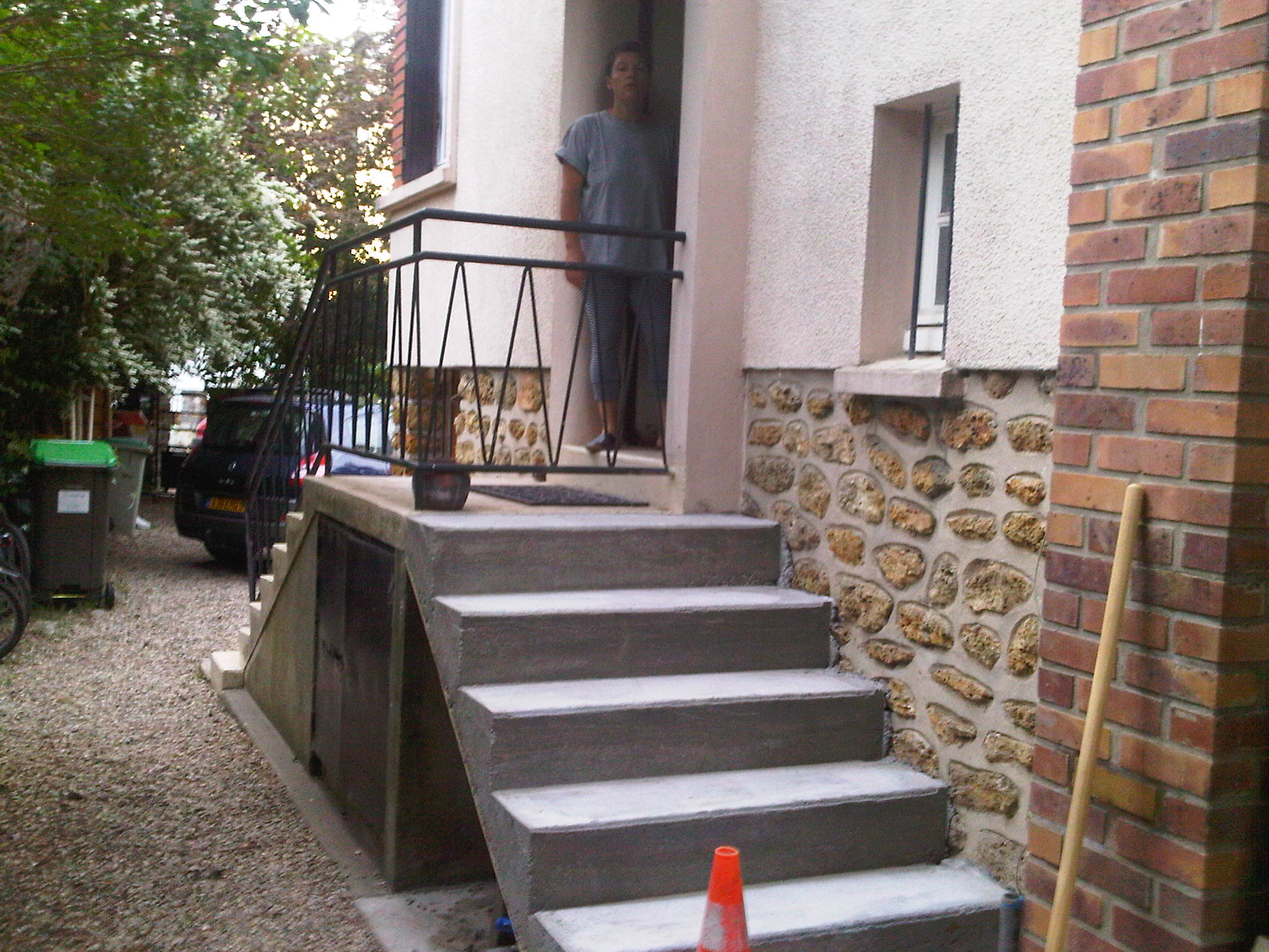 IMG00190-20110510-2024