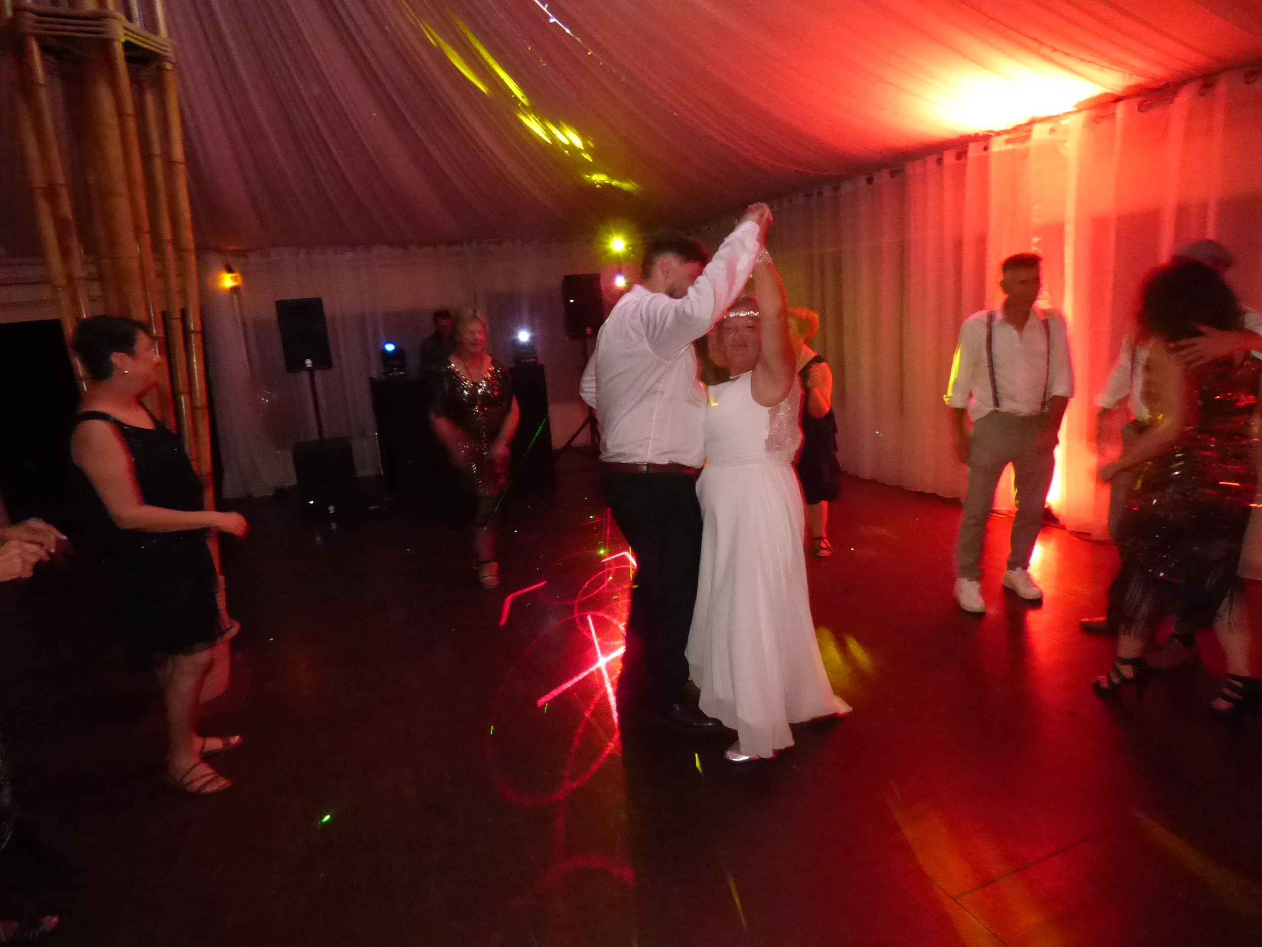 photo_6a3d4c49572bf